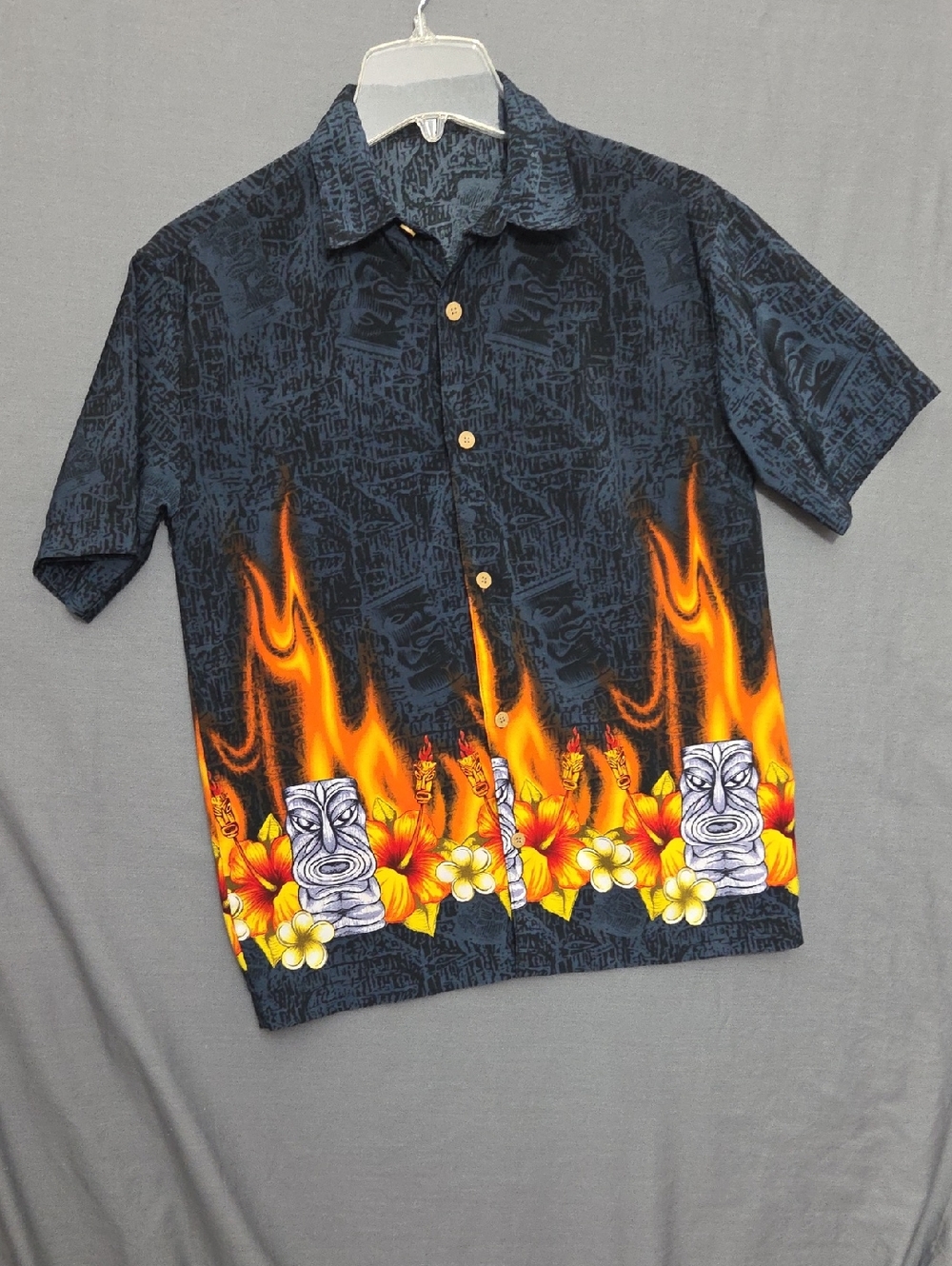 VTG Y2K Extreme Gear Tiki Mask Flame Shirt Black Geometric Mall Goth‎ Skater
